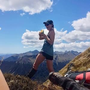 Meet your Posher, Claire